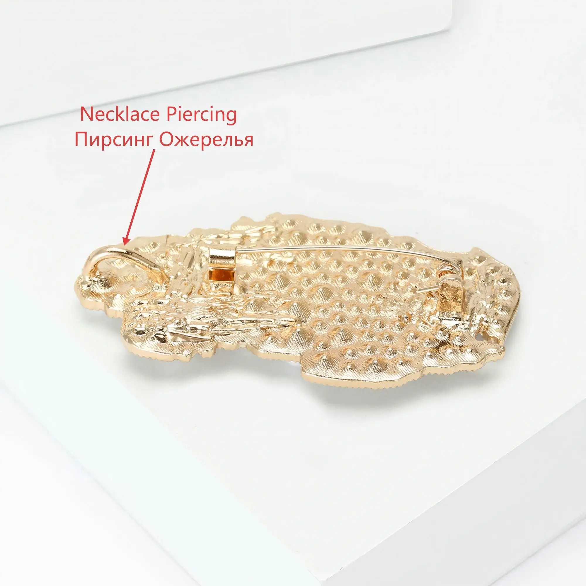 دبابيس خريطة قطر لؤلؤة فاخرة من بيوت آند بيري للنساء كقلادة وإكسسوارات مجوهرات لعطلة اليوم الوطني