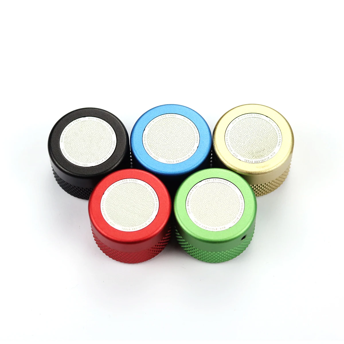 

Магнитный держатель для мела 2-в-1 круглой формы, футляр для хранения бильярдного мела, кейс для переноски мела