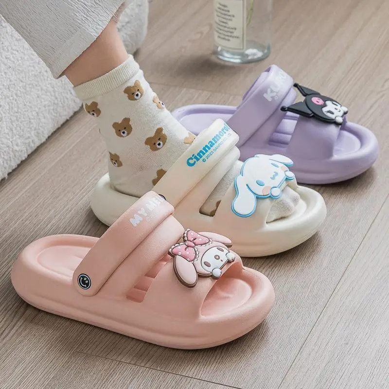 

Sanrio Slippers Kawaii Kuromi Cinnamoroll Mymelody Comfort Soft and Non Slip Summer New Wear Sandals Indoors and Outdoors