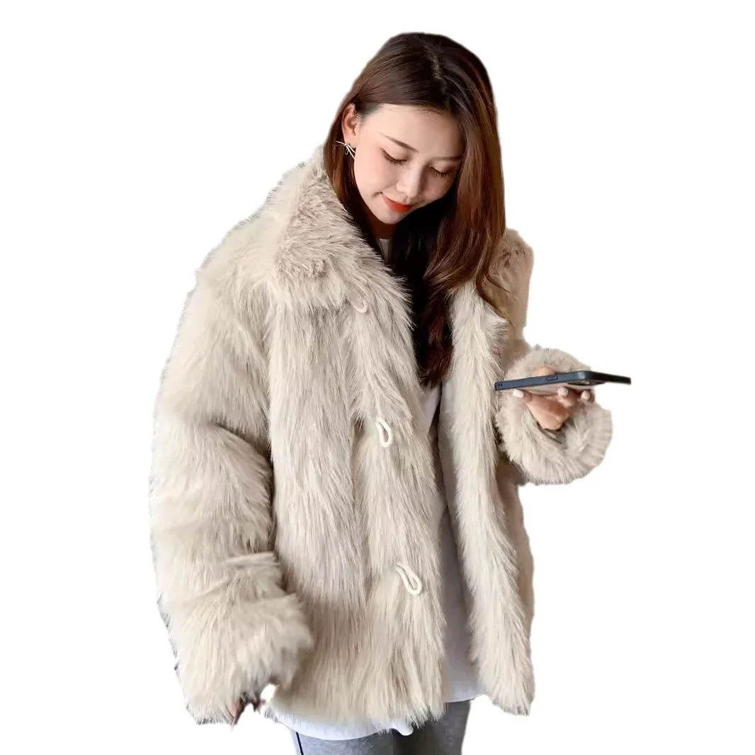 

New Toka fur lapel fur coat women's winter thickened warm horn buckle Tuscan plush clothes