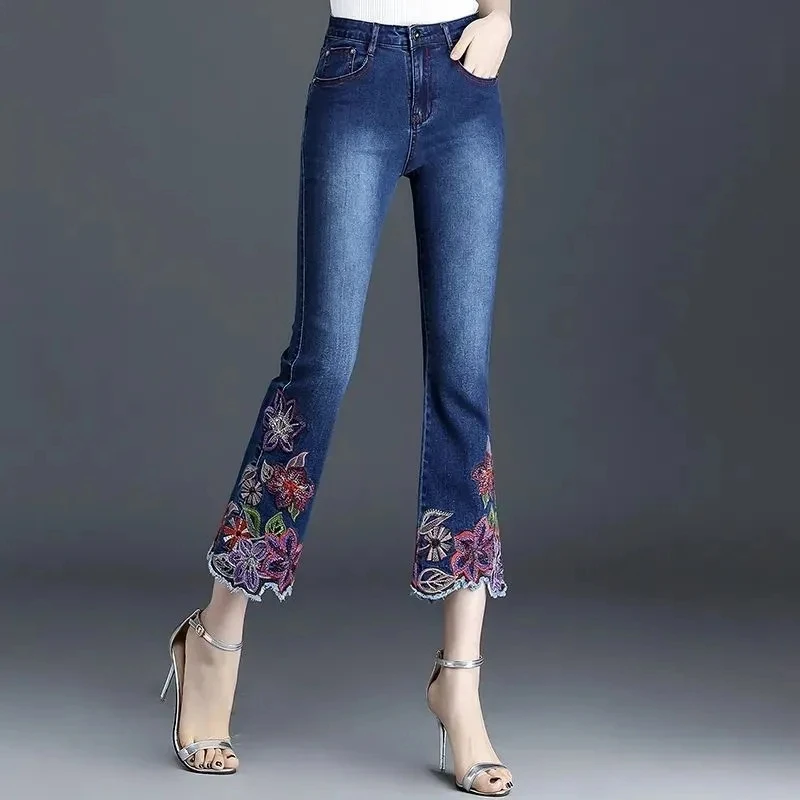 Vintage Spring And Summer Jeans  2024 New High-Waist Elastic Versatile Embroidered Jeans Nine-Point Micro-Trumpet Female Jeans