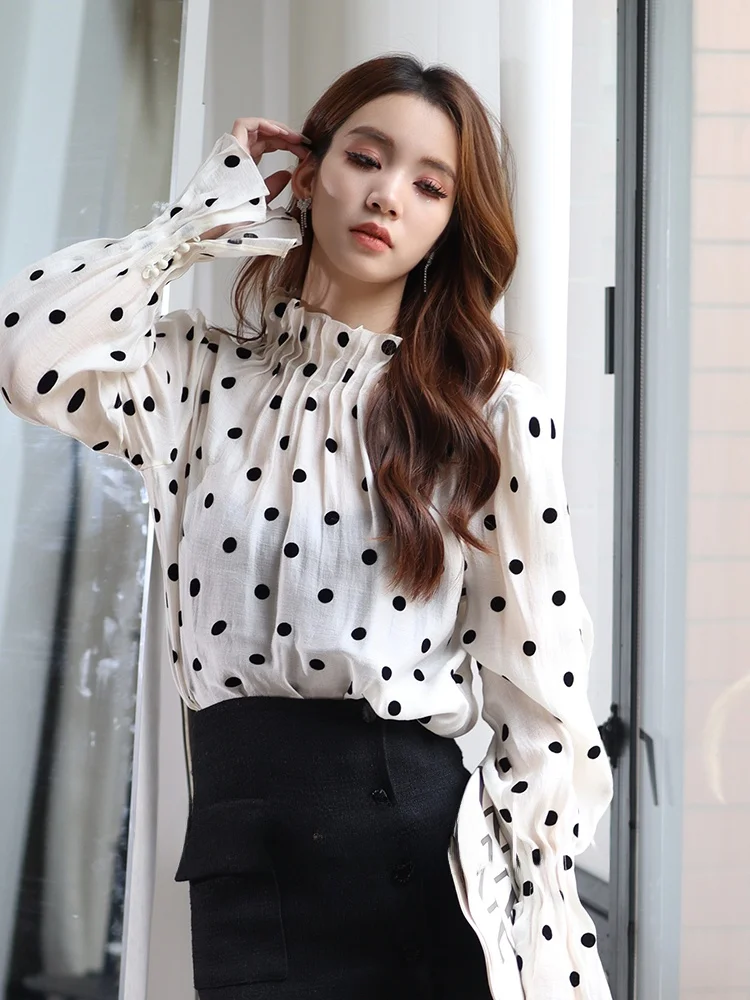 

Cherry Blossom Print irt Spring 2024 Faion Bell Sve Stand Collar Design Korean Sle Loose Fit Long Sve Top