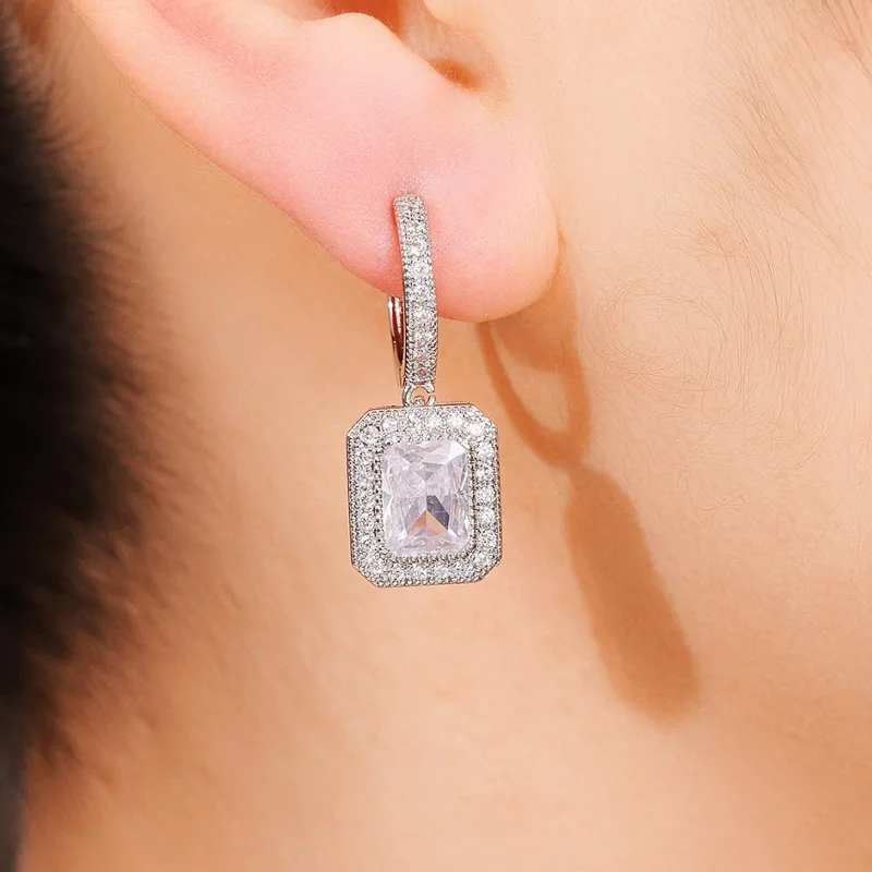 Huitan Fashion Contracted Women\'s Dangle Earrings Crystal Cubic Zirconia Daily Wear Elegant Ear Accessory Wedding Trend Jewelry