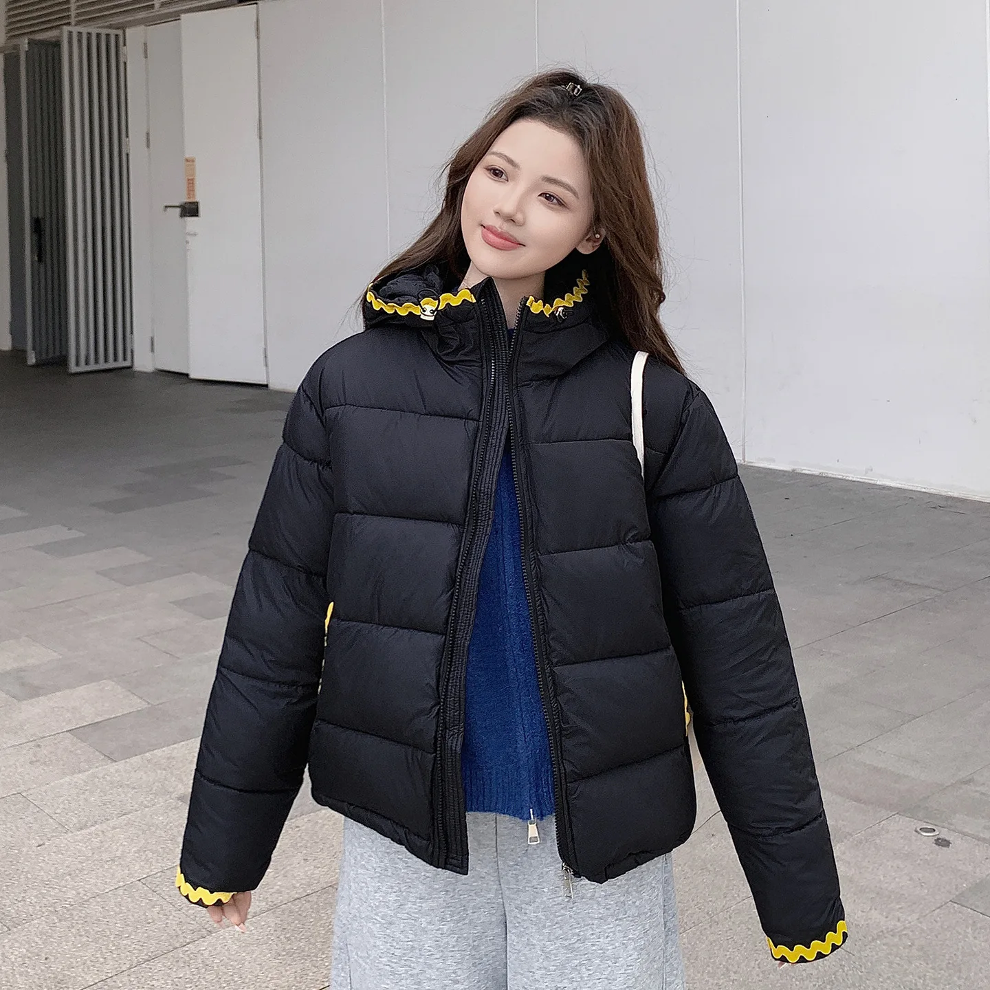 Women's Hooded Cotton Jacket Fashion Academy Style Warm Thick Versatile Loose Winter Atmosphere Design Cotton Outerwear