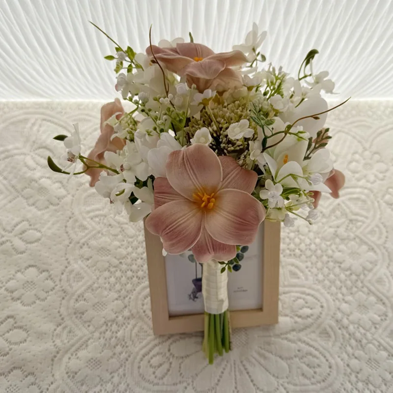 bouquet-da-sposa-per-fotografia-di-matrimonio-con-tulipani-rosa-piccoli-e-freschi-fiori-artificiali-assortiti-certificato-di-autenticita