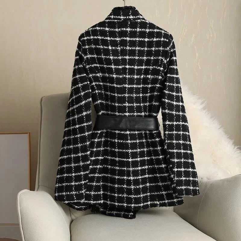 New Autumn/Winter 2022 plaid suit jacket with waist waist for women's tweed suit jacket with button-down and thickened