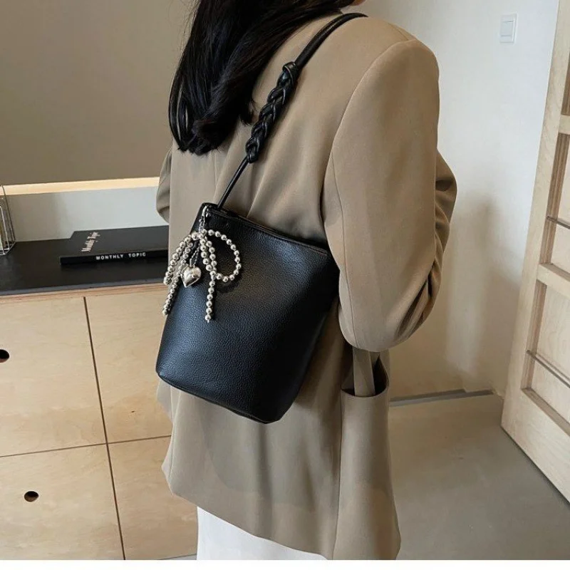 

Versatile Leather Crossbody Bag For Women Handbags By Famous Desinger Luxury Brand Popular Classic Elegant Ladies