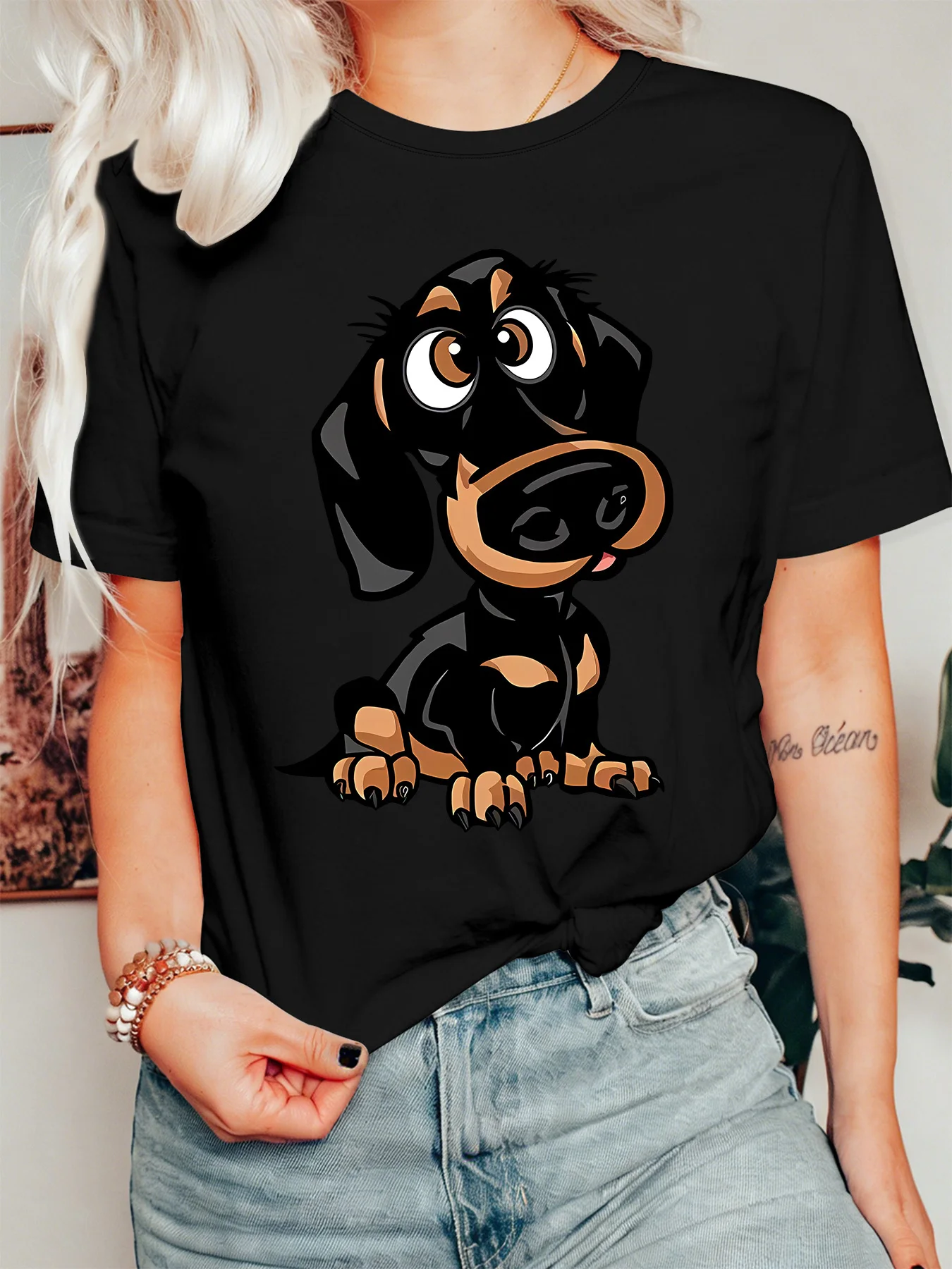 Cute Cartoon Dachshund Womens Crew Neck Short Sleeve T Shirt Lovely Pet Dog Animal Illustration Casual Graphic Tees For Ladies