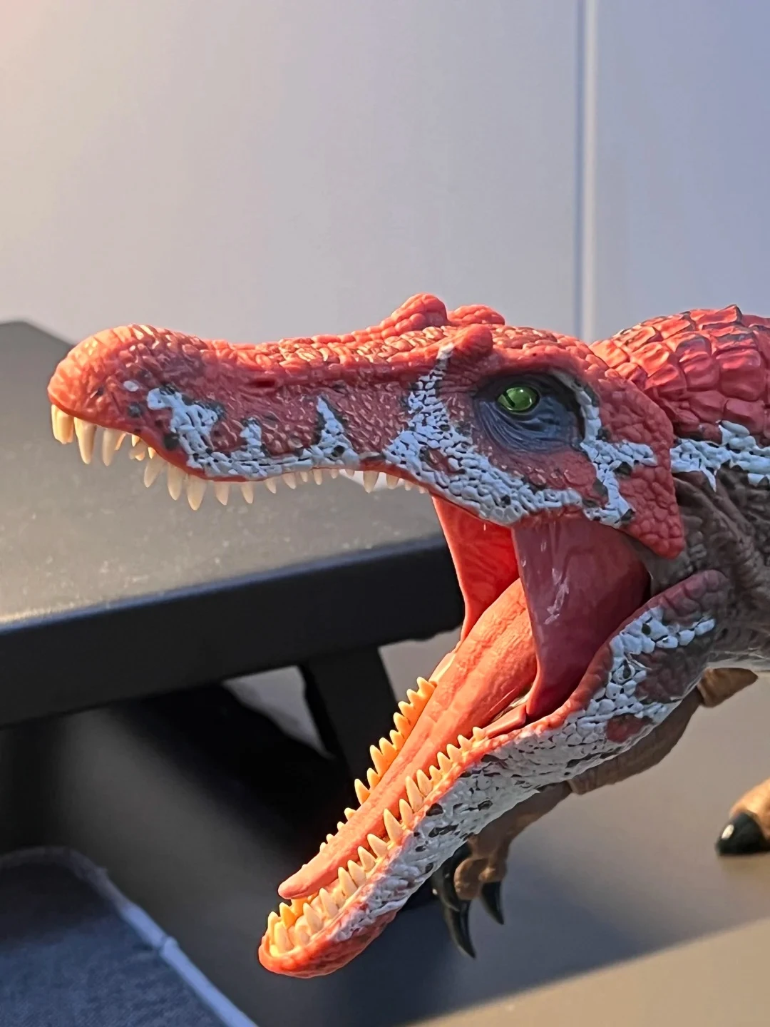 In Stock Mattel Jurassic World Hammond Collection Spiky Dinosaur Highly Posable Spinosaurus Action Figure Dinosaur Model Toy