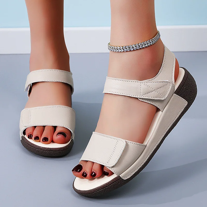 Damen-Sandalen: Heißer Verkauf der Saison – Sommerliche Outdoor-Sandalen mit dicker, rutschfester und weicher Sohle, Mutter-Schnallen-Slipper, Freizeitschuhe