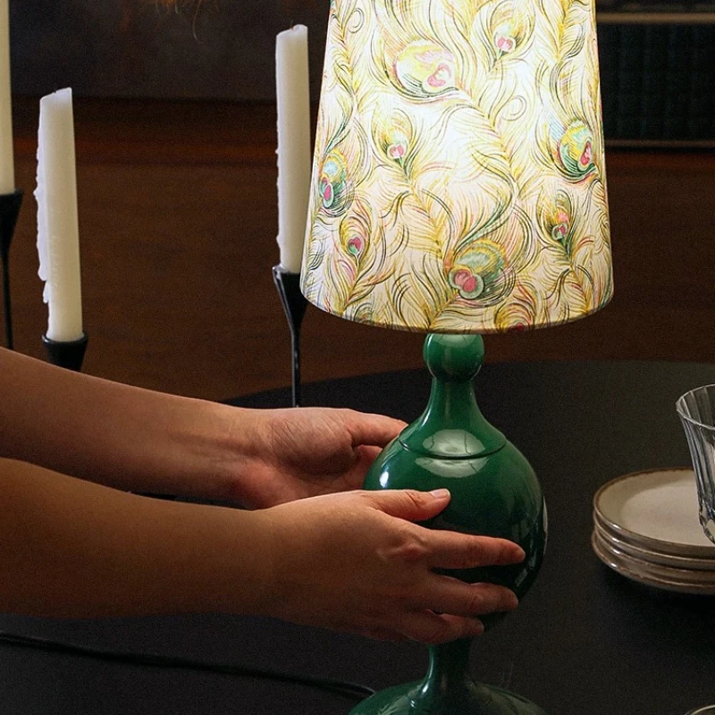 Table lamp, French Chinese style, bedroom, living room sofa, ambient light, advanced sense, retro Song Dynasty aesthetics