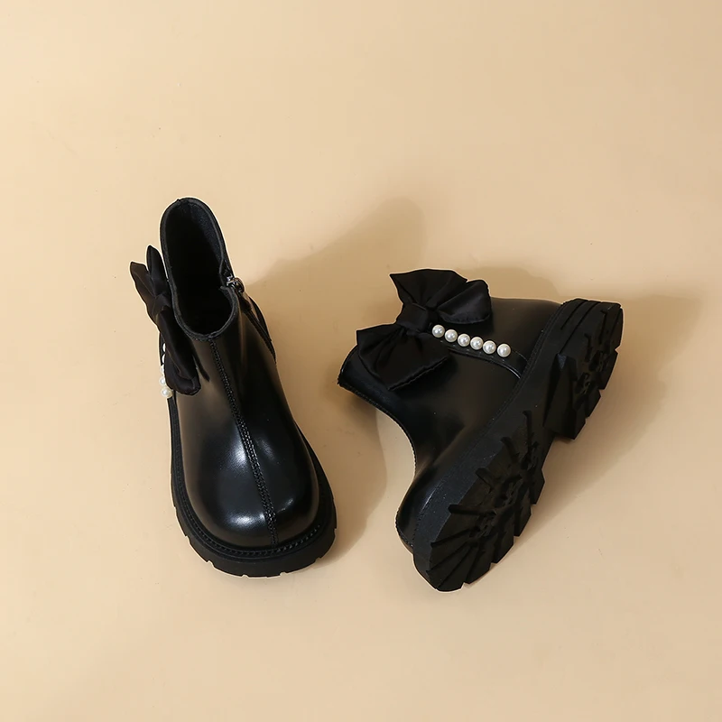 2026 Mädchen-Stiefeletten aus kombinierten Stoffen mit seitlichem Reißverschluss und Schnallendekor, rutschfester, dicker Sohle, kurze Stiefel für den täglichen Gebrauch im Herbst – Detail 13