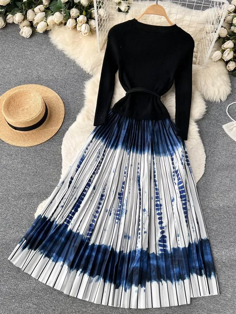 

2023 Fashion French Women Sweater Long Sleeve Knitted Patchwork Printed Midi Sashes Stretch Vintage Pleated Vestidos