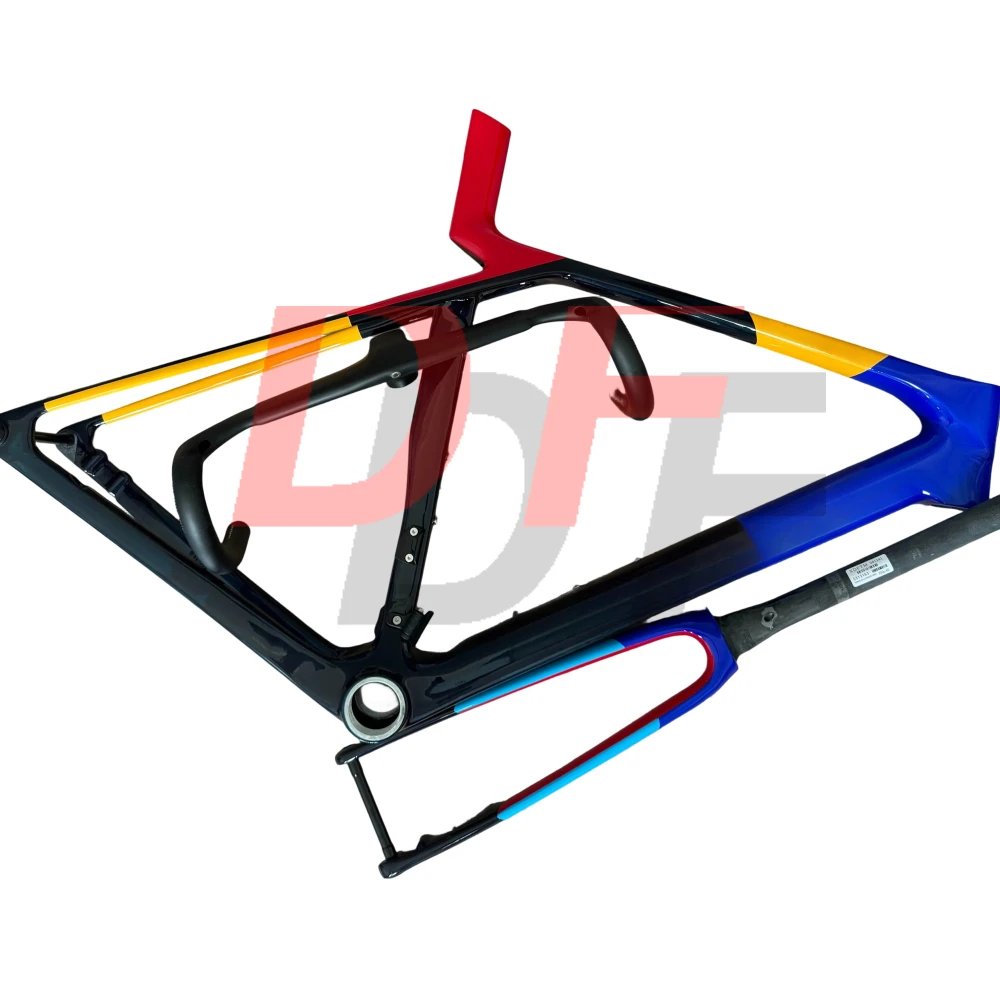 

Карбоновая рама для шоссейного велосипеда Slr8 соревновательного класса, индивидуальный цвет, 700C, сквозная ось, дисковый тормоз