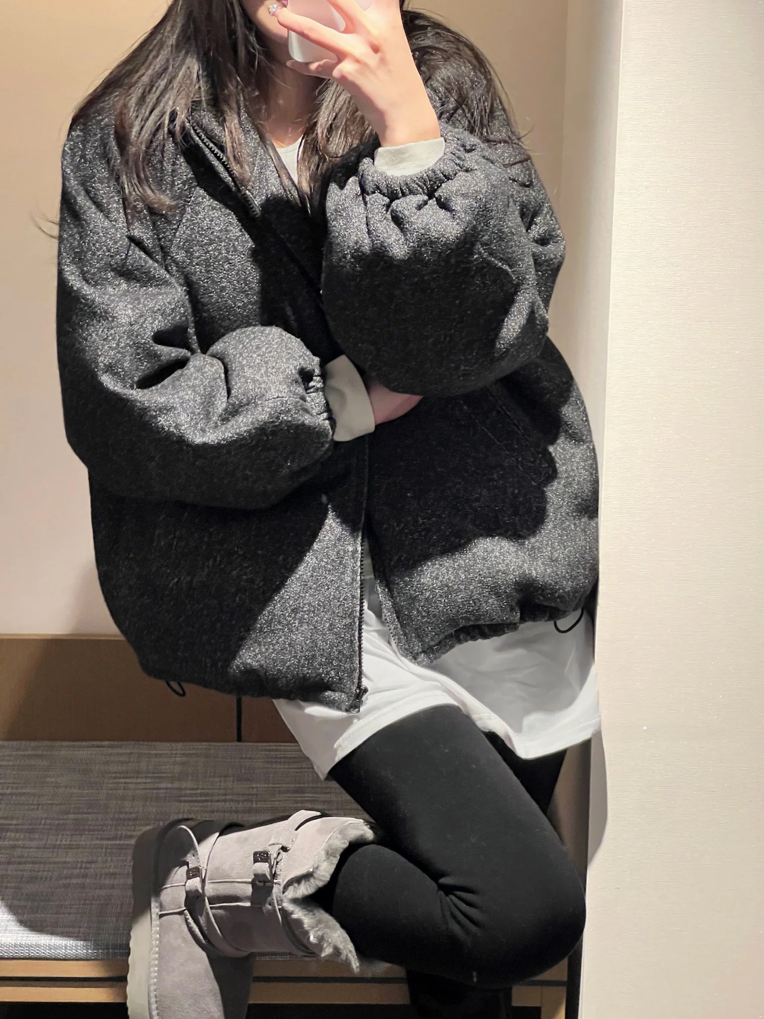 

Простая модная повседневная куртка из шелка и гусиного пуха, верхняя одежда, новинка зимы 2025, теплая, на молнии