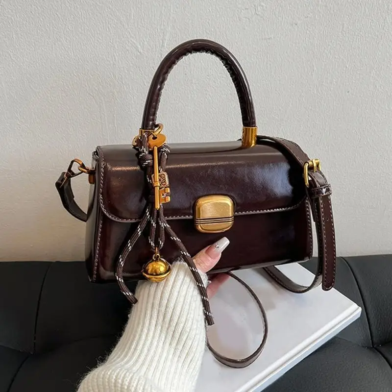 

Modern Women's Shoulder Bag Flap Design Crossbody Top Handle Handbag for Work 547A