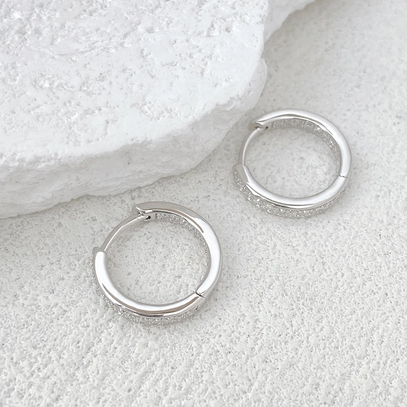 NeeTim D Color 1.2mm Moissanite Hoop Earrings For Women S925 Silver with White Gold Plated Wedding Stud Earring Trendy Jewelry