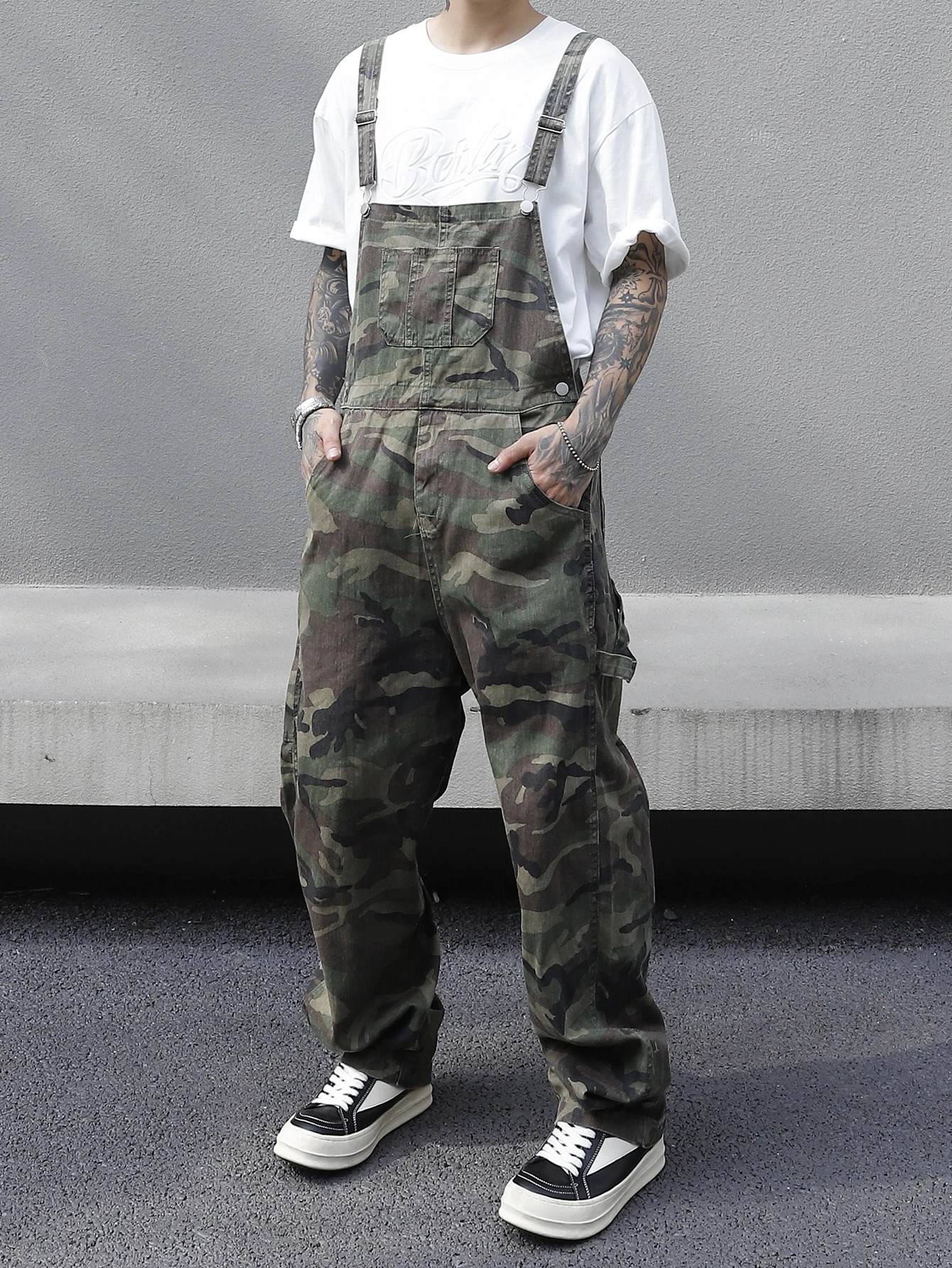 

Men's Multi-Pocket Camouflage Printed Denim Overalls - Cotton, Non-Elastic, Machine Washable - Ideal for Casual Outings