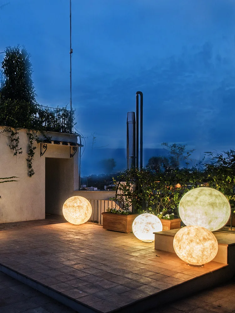 Outdoor lawn light, waterproof moon light, moon light, courtyard villa light, ball light, grass light, simple outdoor light