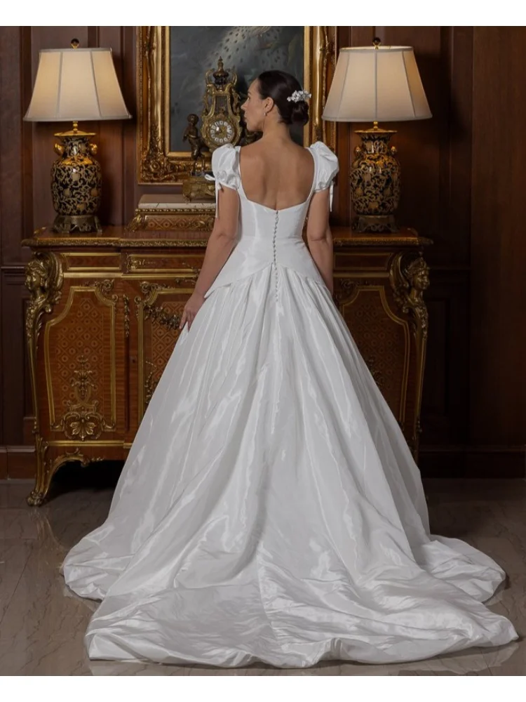 Customized 2026 White A-list Classic Wedding Dress Sweetheart Collar Short Sleeve Button Decoration Vestido De Novia