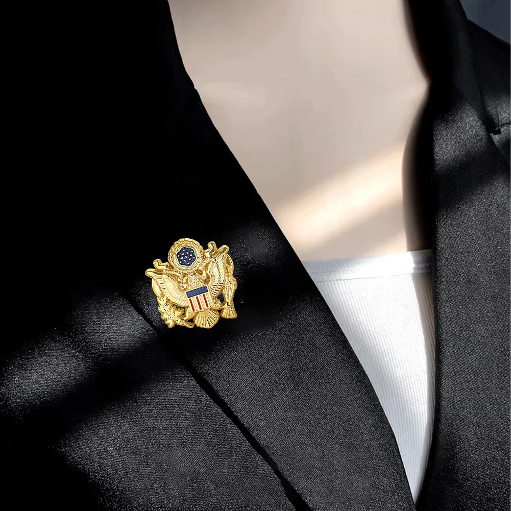 American Gold Color Cap Badge Pin British Style Metal Badge Commemorative Badge Film and Television Props Clothing Accessories