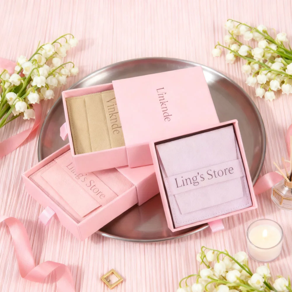 

8x8x1.7cm Custom Logo Pink Paper Drawer Box Black Sponge Rings Earrings Necklace Package Jewelry Boxes Microfiber Bag Pouches