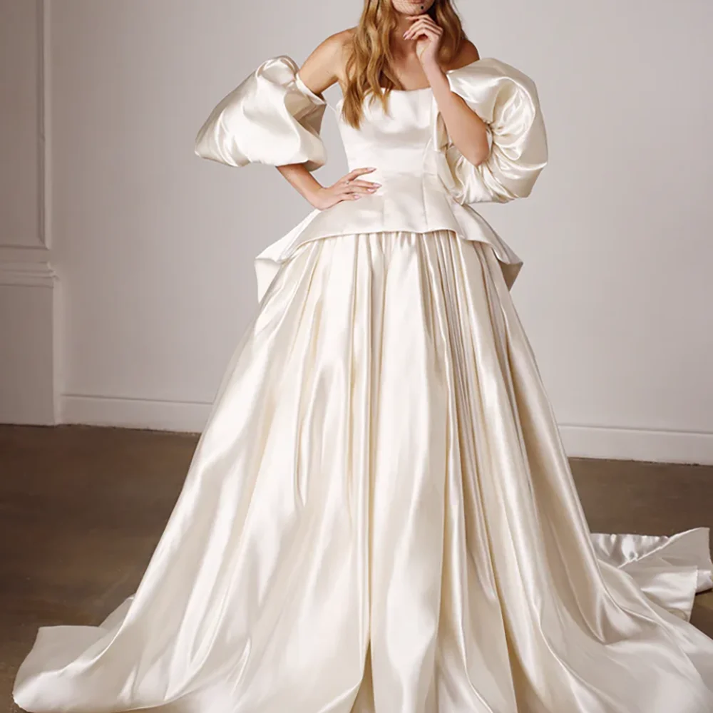 Vestidos de novia clásicos sin tirantes de satén sin mangas plisados Línea A vestidos de novia personalizados