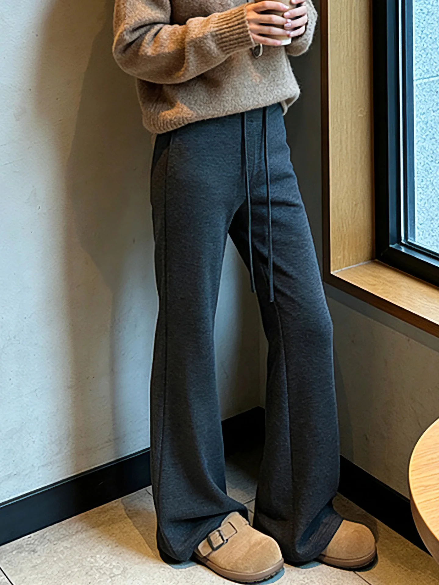 Damskie spodnie do jogi z wysokim stanem, ocieplane, jesienno-zimowe, nowe, dopasowane, z acetatu i wełny, rozszerzane do dołu, sportowe.