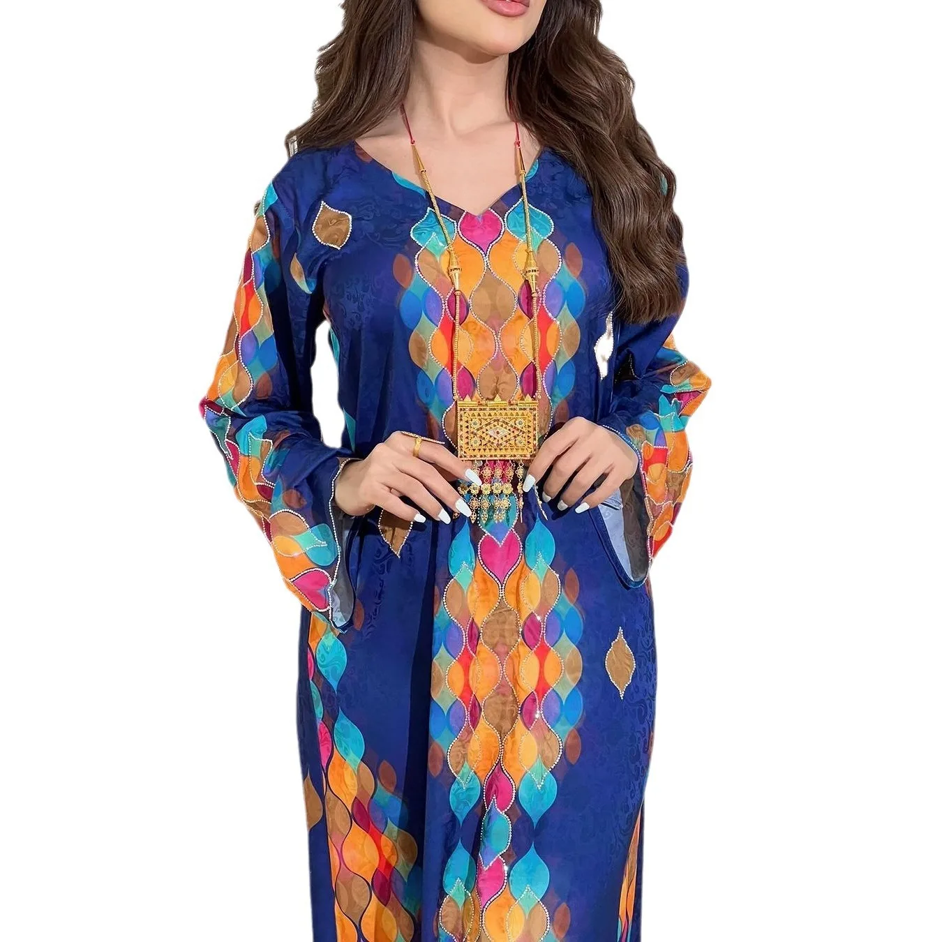 

Muslim print hot diamond v-neck elegant long-sleeved dress Middle Eastern women's robe fashionable simple temperament elegant va