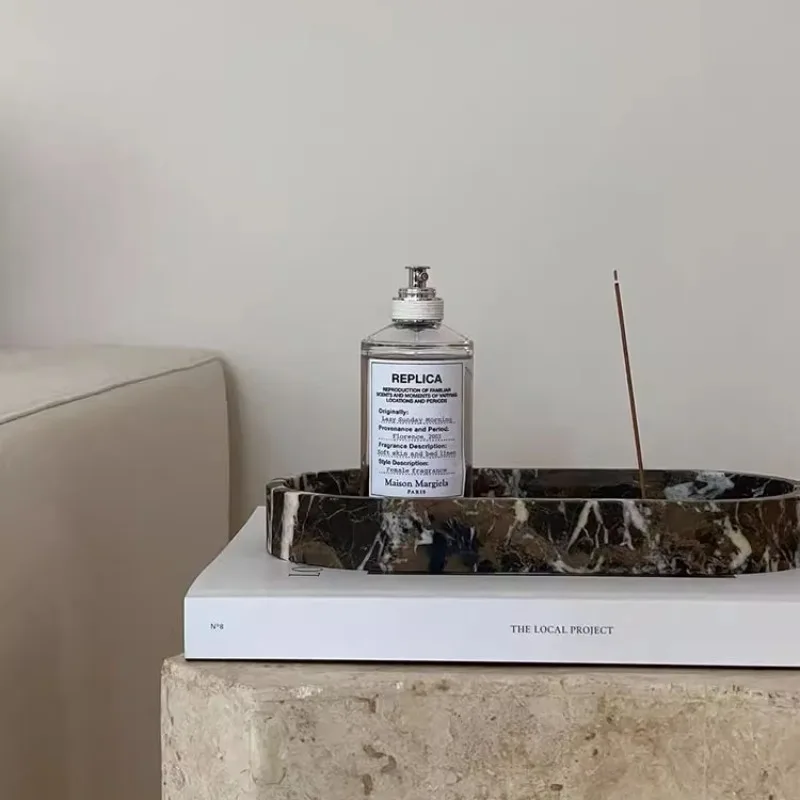 

Medieval quiet style natural marble tray designer model room villa jewelry storage aromatherapy tray ornaments
