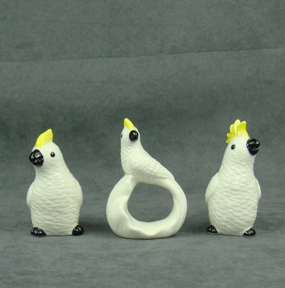 Porcelain Parrot Figurine Minimalist Ceramics Macaw Miniatures Family Bird Ornament Craft for Souvenir Gift and Household Decor