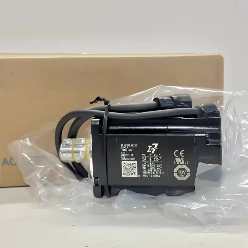 New SGM7J-02AFC6E AC Servo Motor 12 Months Warranty SGM7J 02AFC6E