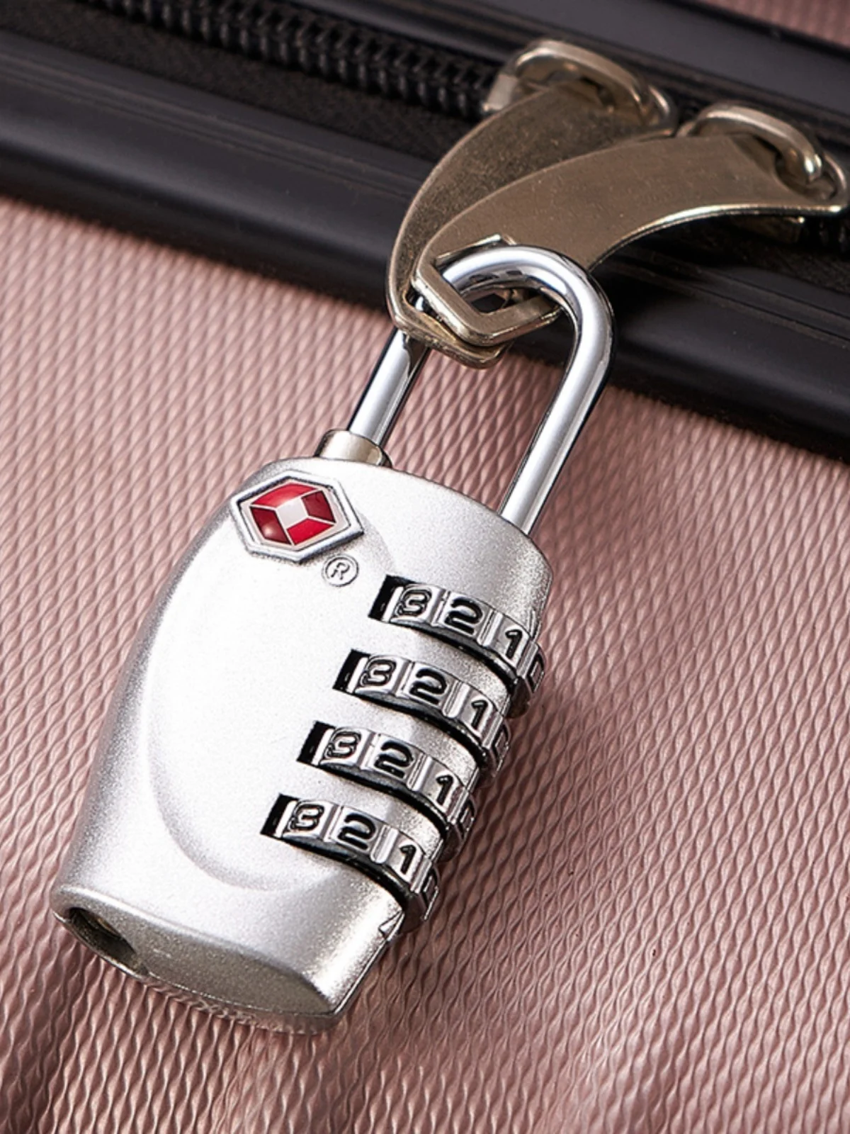 

TSA Official Password Lo for Travel Lage Carry-on Bag Bapa Suitcase Small U-aped Anti-theft Lo Outdoor Cam Gear