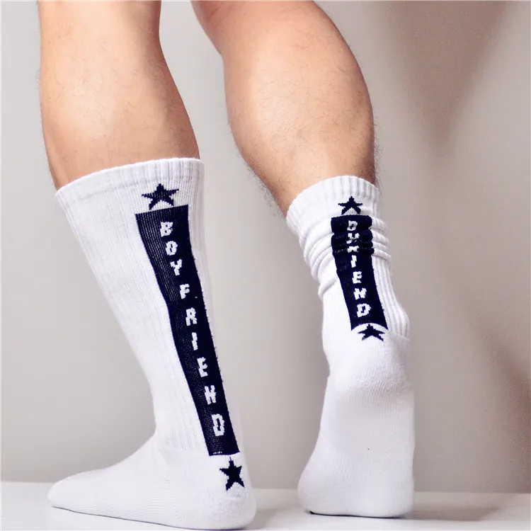 Men\'s Socks Letter Printed Personality Socks Comfortable Football Sports Middle Tube Stocking for Boyfriend