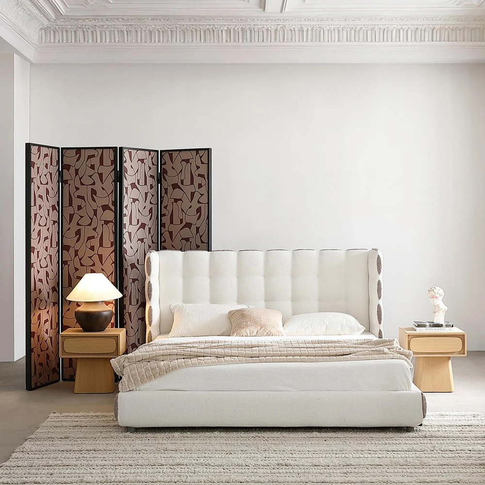 #High Quality Custom White 1.5M 1.8M Russian Imported Pine Timber Luxury Double Bed King Size Bed