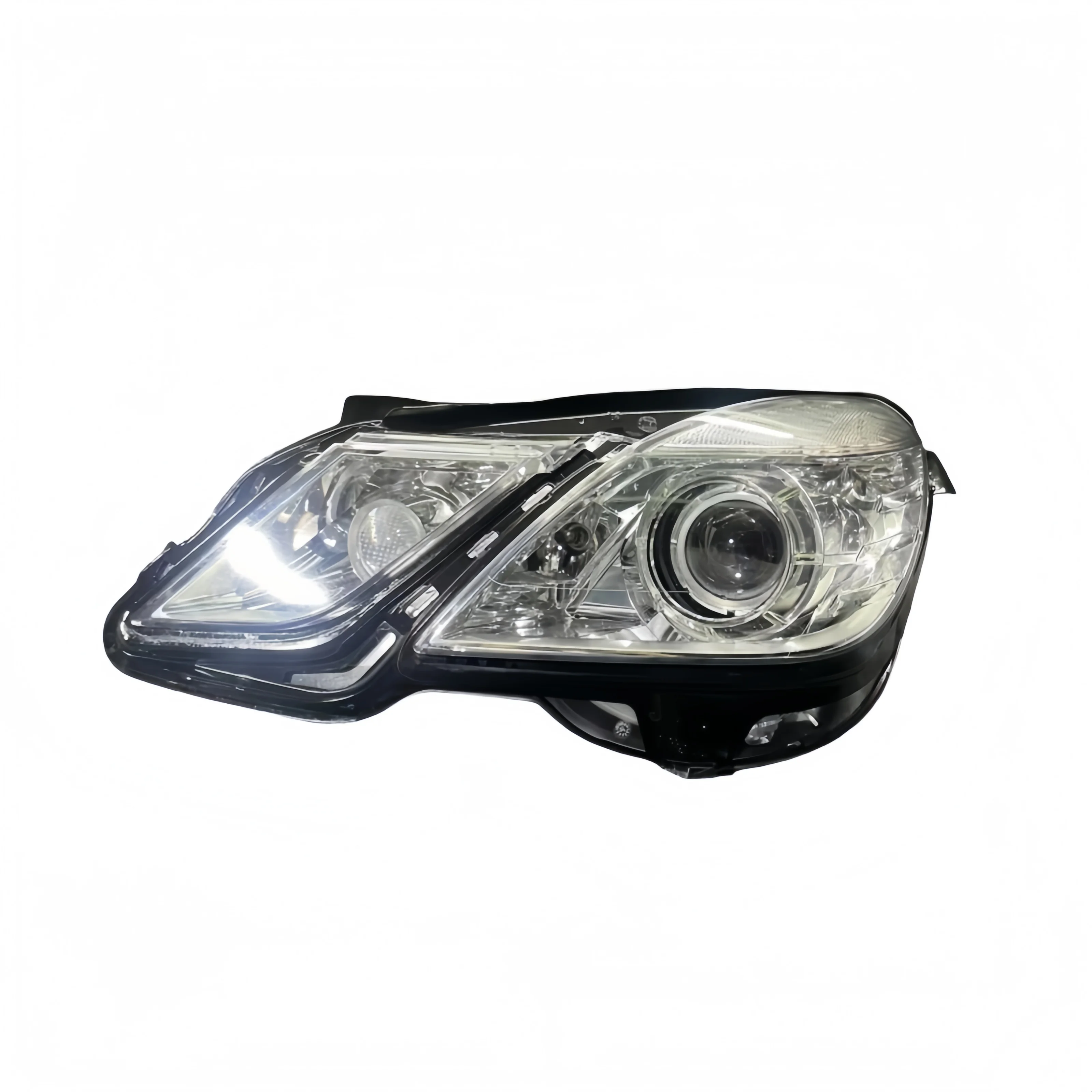

Headlights Compatible With Mercedes Benz W212 A2128200939 A2128201039 A2128202759 A2128204661 A2128202859 A21282040161