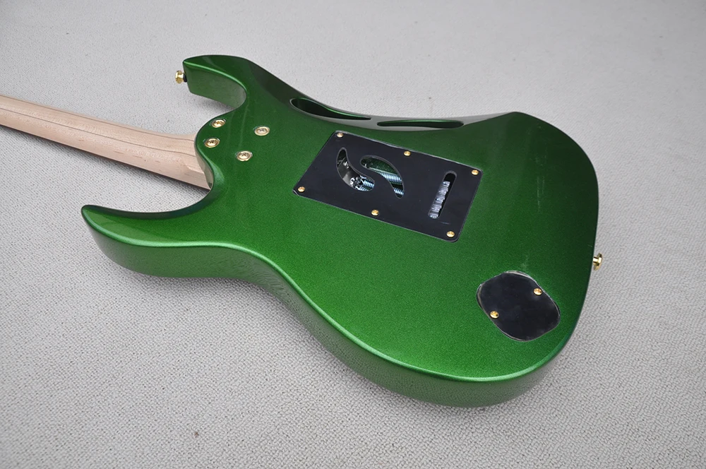 6 Strings Metal Green Electric Guitar with Tremolo Bridge,24 Frets,Rosewood Fretboard,Customizable