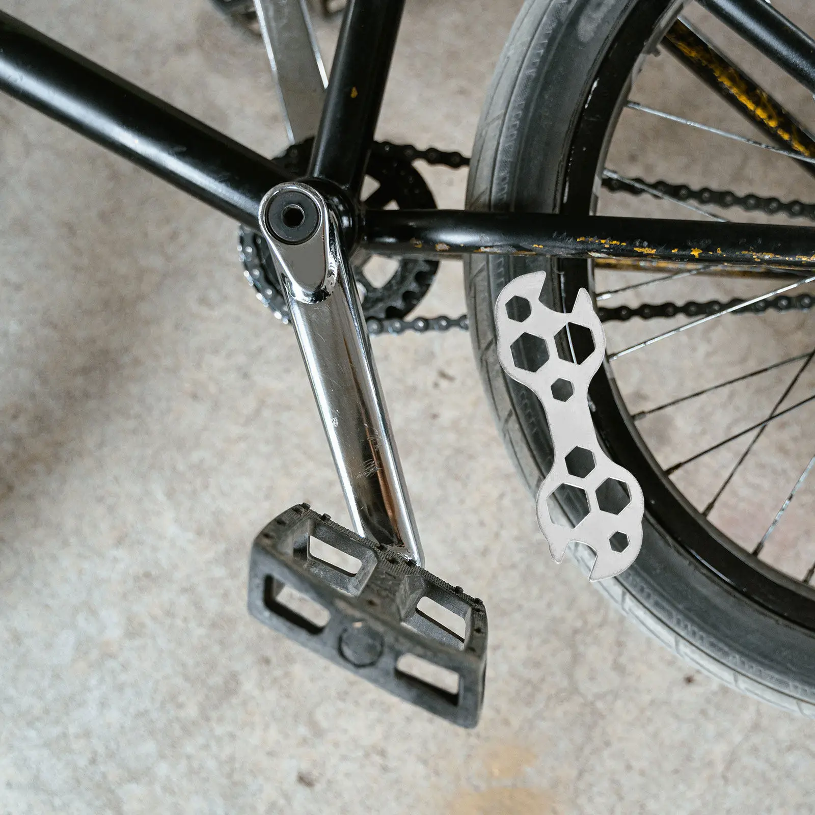 

2Pcs Multifunctional Bicycle Spoke Wrench Bike Repair Tool for Wheel Truing Pedal Adjustment Motorcycle Dirt Bike Electric