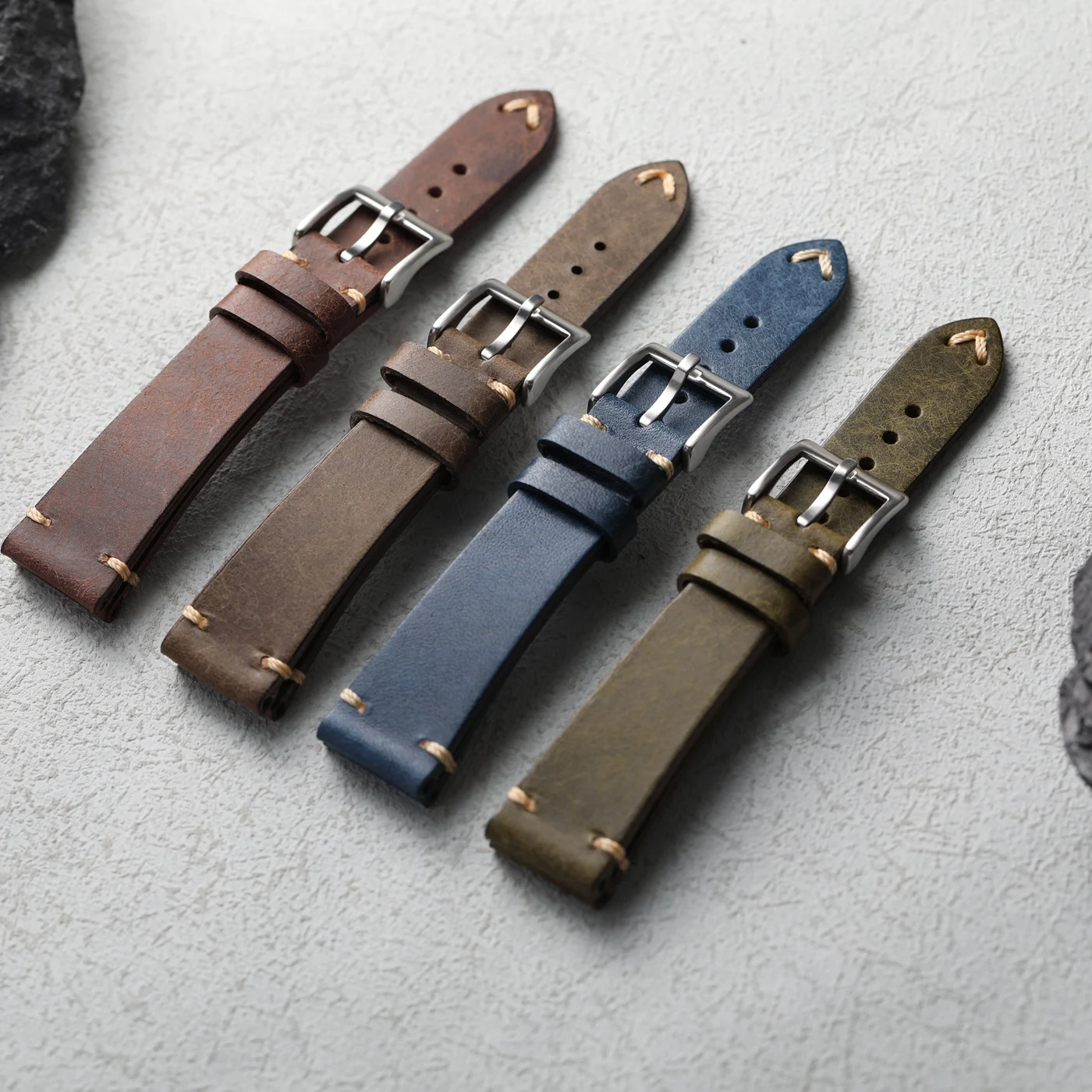 手作りのイタリア製革時計ストラップ、18/19/20/22m - Suede Strap Watch のレビューと価格