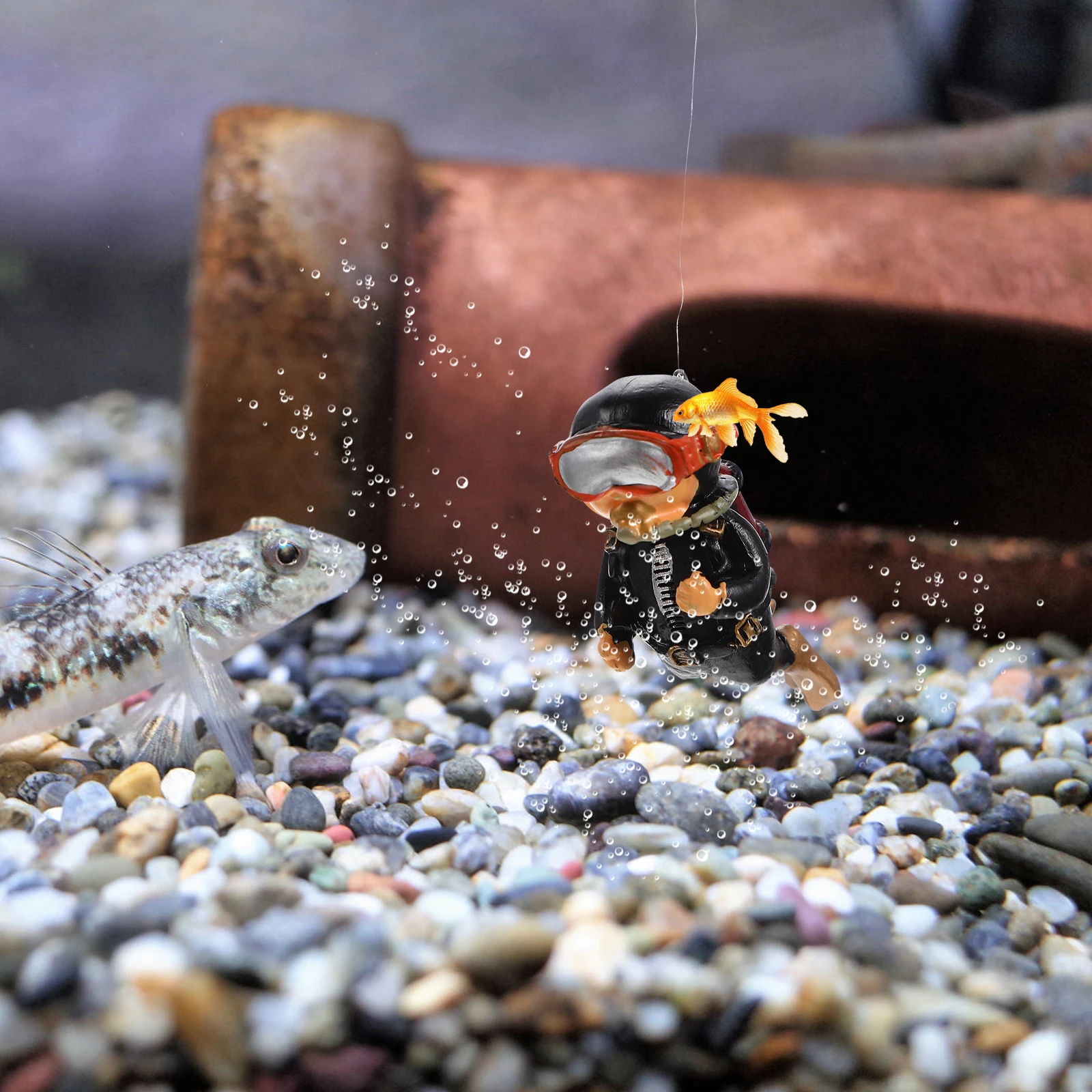 

Aquarium Floating Diver Fish Tank Ornament PVC Material Safe Non-Toxic No Sharp Edges Decorative Simulation Landscape