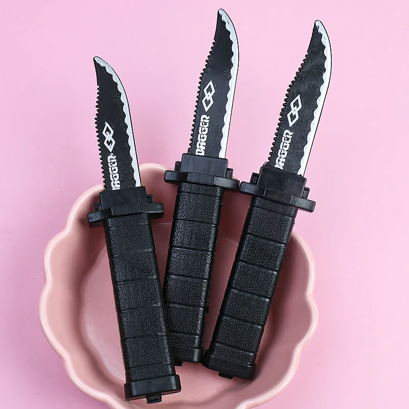 Einziehbares Fake-Messer – magisches Streichspielzeug aus Kunststoff für Erwachsene für Witze, gruselige Tricks und Halloween-Requisiten (realistisches Spielzeug) – Detail 8