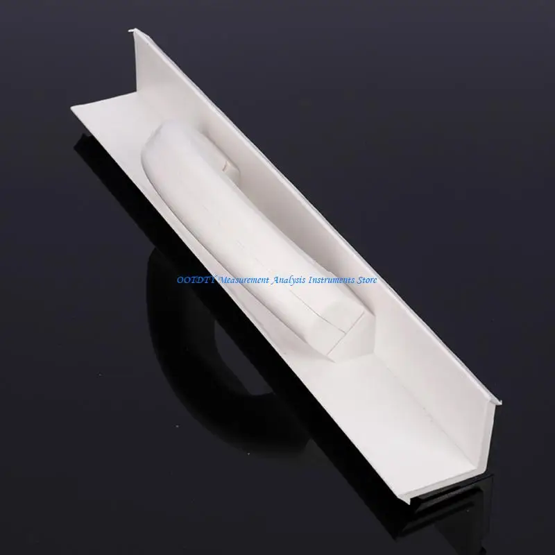 367D Внешний угловой царапинг.