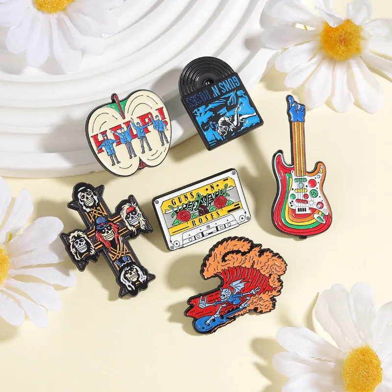 Fashion music peripheral series Brooch Enamel Pins Jewelry, toys, and gifts for music enthusiasts