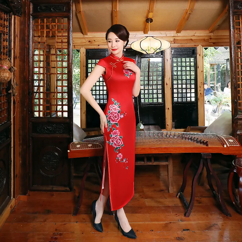 

Длинное шелковистое платье с высоким разрезом, красное, с воротником-стойкой, для повседневной носки, простое, элегантное, с коротким рукавом