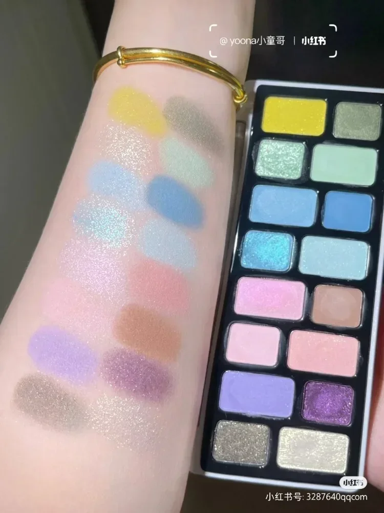 QianYan オリジナル 16 色のアイシャドウパレットスモーキーカメレオンゴシックシマーグリッタースモーキーマットアイシャドウメイクアップパレット美容