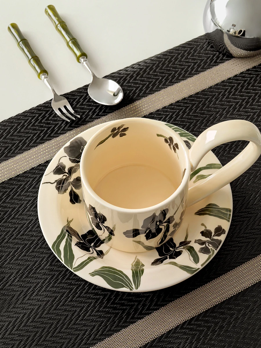 

Retro Sle Cerc Dert Bowl Iris Flower Pattern ternoon Tea Coffee Cup Plate High Aesthetic Value Home Use LIVETAI