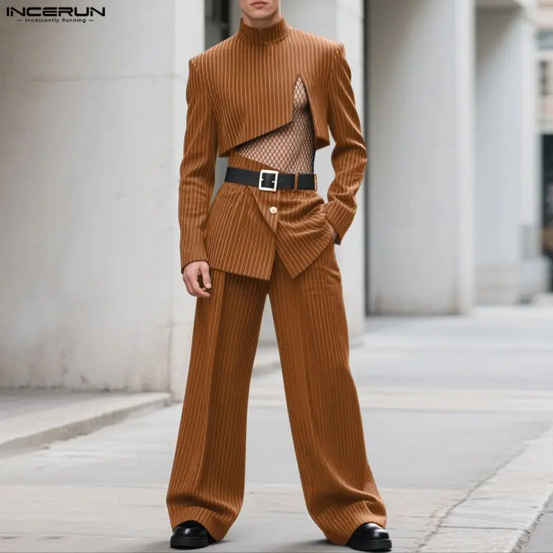 

INCERUN мужские комплекты, полосатый укороченный пиджак с длинными рукавами и брюки нестандартной формы, комплекты из двух предметов, уличная одежда, модные мужские повседневные костюмы 2025, модные мужские костюмы
