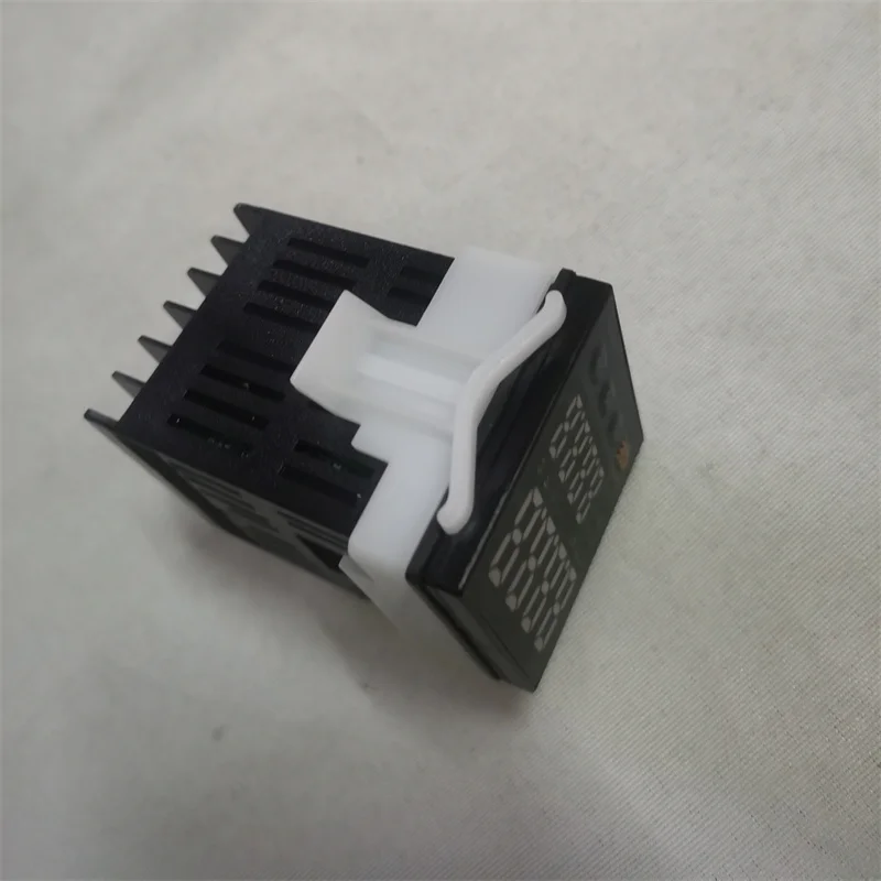 TZN4S-14R compatible with  TK4S-14RN  Thermosta  temperature controller