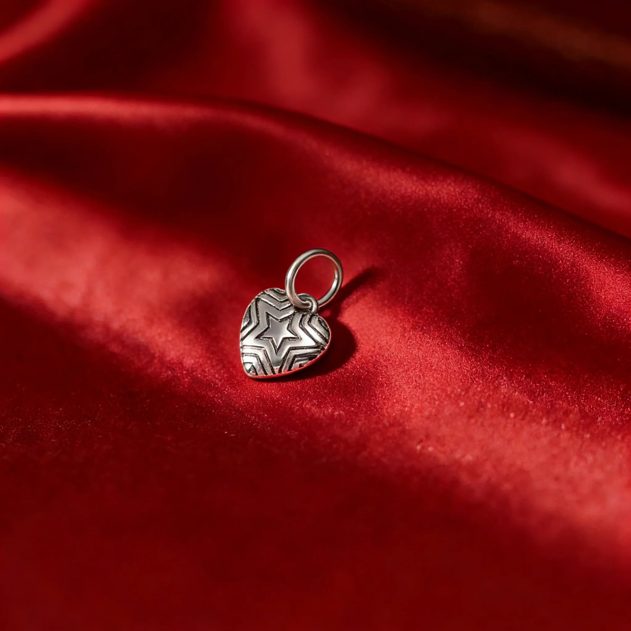 

Элегантный и уникальный изящный мини-кулон в форме сердца с сияющей звездой из стерлингового серебра 925 пробы, украшение ко Дню святого Валентина.