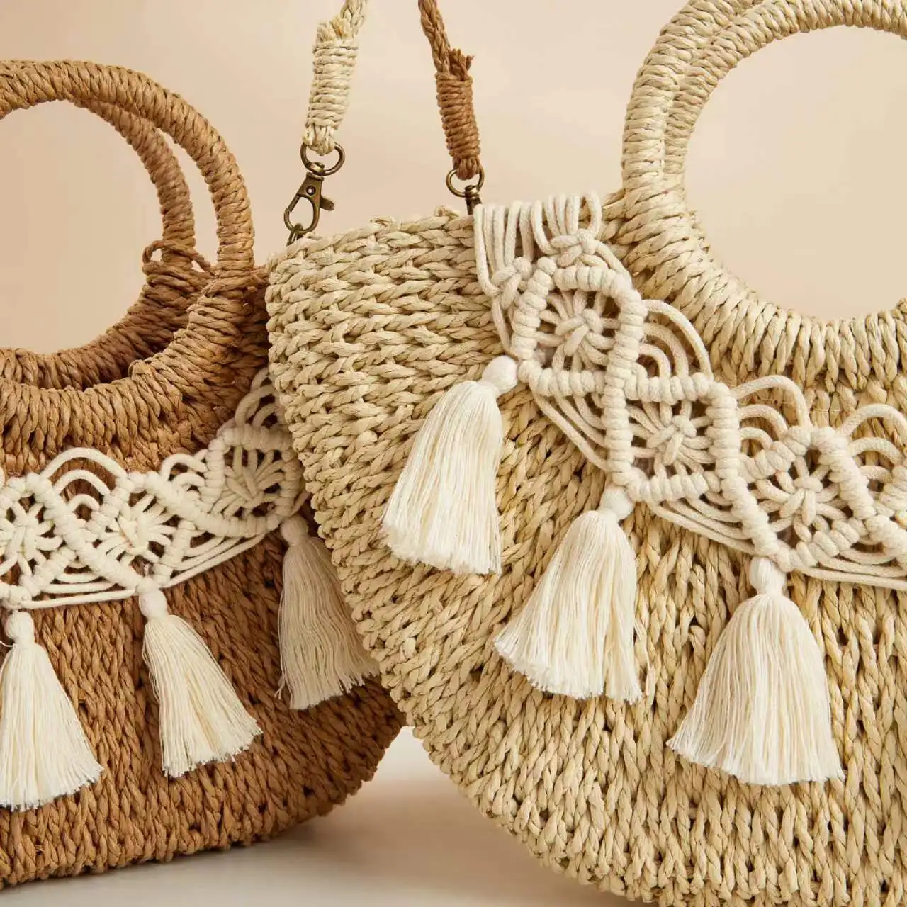 Women's Half Moon Shape Straw Bag Hand Woven Paper Rope Tassel Handbag Summer Bohemia Bali Travel Beach Crossbody Bag Practical